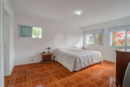 Casa de Vila à venda com 4 suítes em Granja Julieta, São Paulo, SP