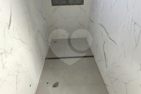 Casa Térrea à venda com 3 suítes em Jardim do Lago, Atibaia, SP