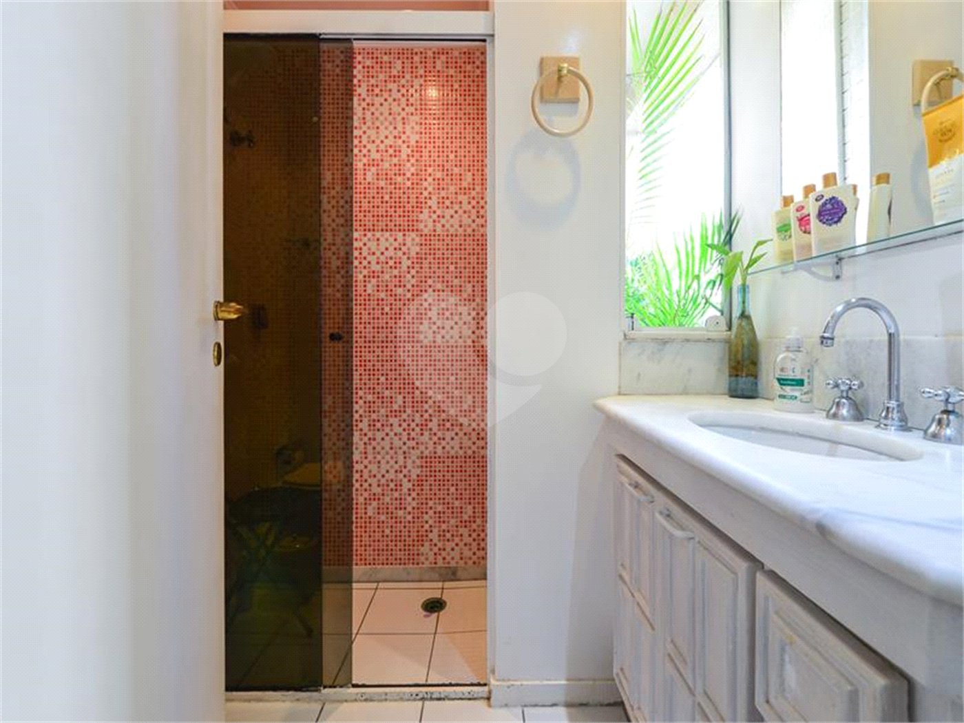Apartamento à venda com 3 suítes em Vila Suzana, São Paulo, SP