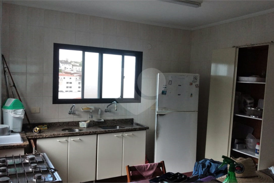Sobrado à venda com 4 quartos, sendo 2 suítes, em Horto, São Paulo, SP