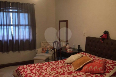 Casa à venda com 3 quartos, sendo 1 suíte, em Jardim São Paulo(zona Norte), São Paulo, SP