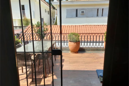 Casa à venda com 5 quartos, sendo 4 suítes, em Jardim São Bento, São Paulo, SP