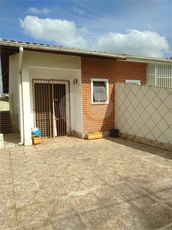 Sobrado à venda com 3 quartos, sendo 1 suíte, em Chora Menino, São Paulo, SP