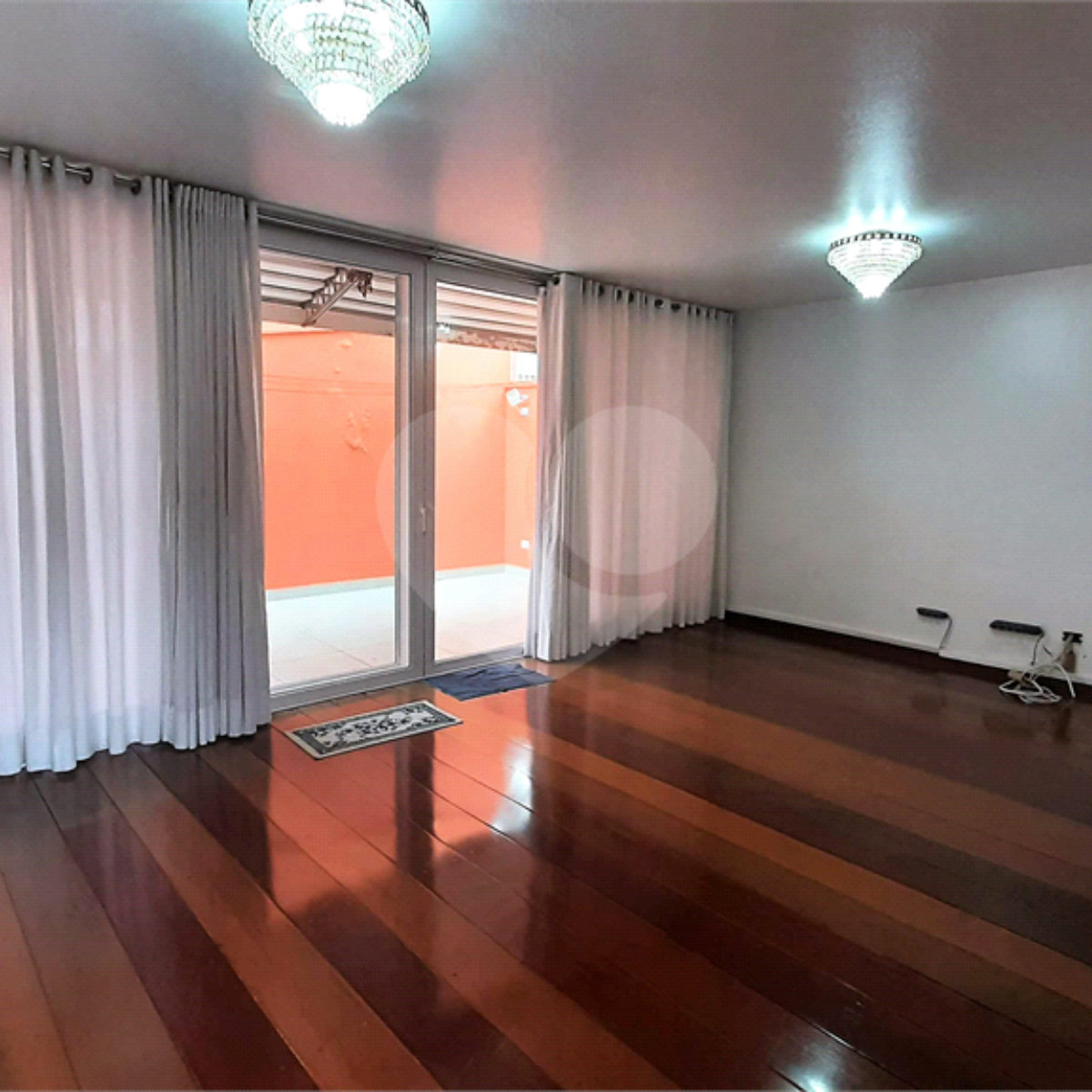 Casa à venda com 3 quartos, sendo 1 suíte, em Chácara Santo Antônio (zona Sul), São Paulo, SP