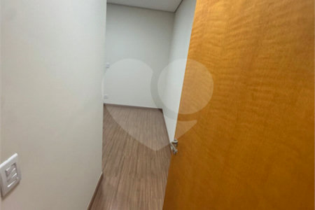 Casa Térrea à venda com 4 suítes em Jardim dos Pinheiros, Atibaia, SP
