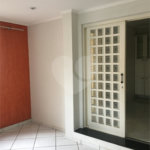 Sobrado à venda com 4 quartos, sendo 1 suíte, em Vila Rubens, Indaiatuba, SP