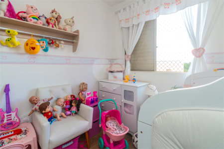 Apartamento à venda com 3 quartos, sendo 1 suíte, em Jardim Marajoara, São Paulo, SP