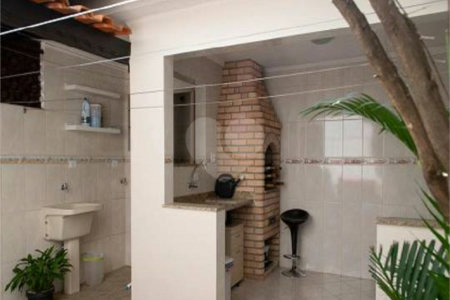 Sobrado à venda com 2 quartos em Vila Paulicéia, São Paulo, SP