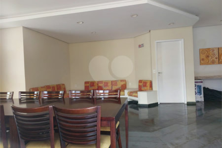 Apartamento à venda com 3 quartos, sendo 1 suíte, em Real Parque, São Paulo, SP