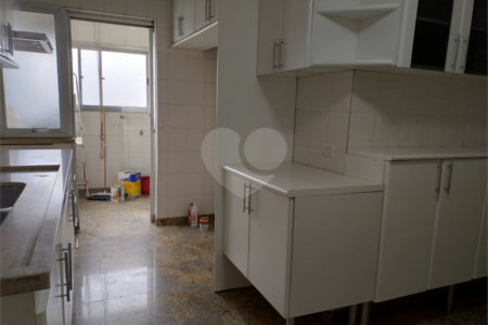 Apartamento para alugar com 3 suítes em Campo Belo, São Paulo, SP