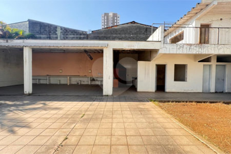 Casa para alugar com 5 quartos, sendo 2 suítes, no Centro, Suzano, SP