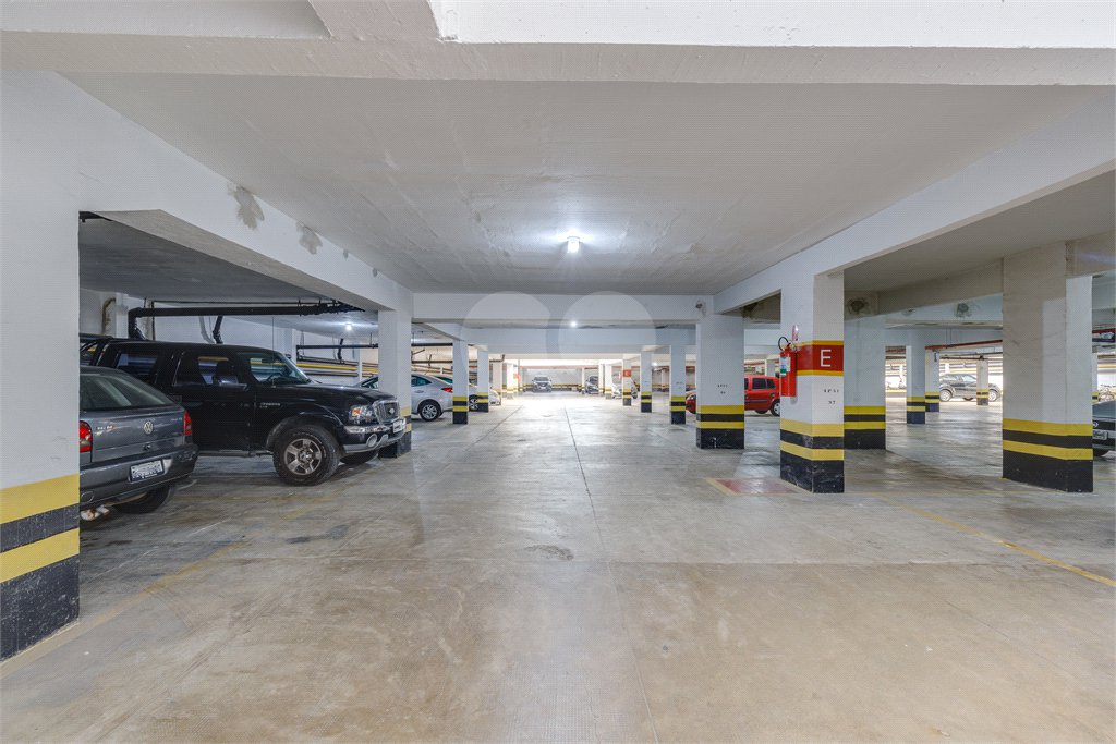 Apartamento à venda com 3 quartos, sendo 1 suíte, em Chácara Santo Antônio (zona Sul), São Paulo, SP