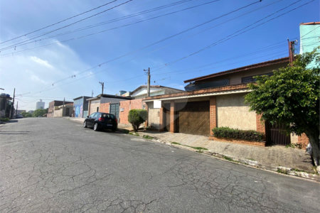 Casa à venda com 3 quartos, sendo 1 suíte, em Vila Correa, Ferraz de Vasconcelos, SP