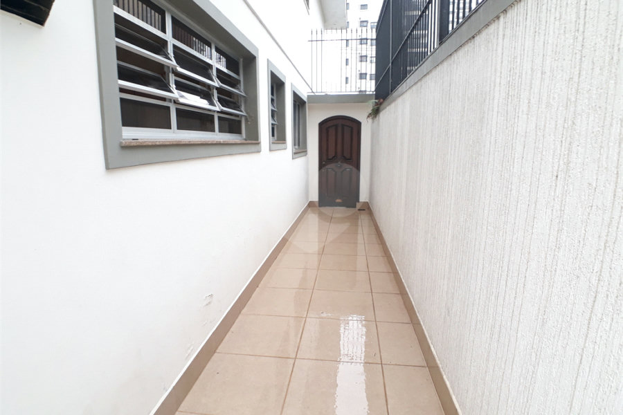 Sobrado à venda com 4 quartos, sendo 2 suítes, em Santana, São Paulo, SP