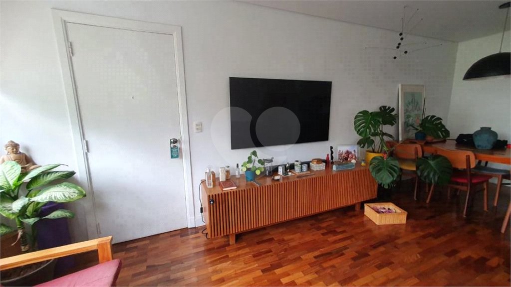 Apartamento à venda com 2 quartos, sendo 1 suíte, em Itaim Bibi, São Paulo, SP