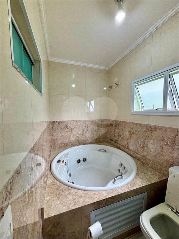 Casa à venda ou para alugar com 6 quartos, sendo 1 suíte, em Residencial/Comercial, Guarulhos, SP