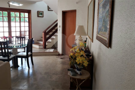 Casa à venda com 3 quartos, sendo 1 suíte, em Jardim das Flores, Atibaia, SP