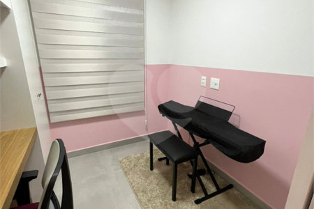 Apartamento à venda com 3 quartos, sendo 1 suíte, em Indianópolis, São Paulo, SP