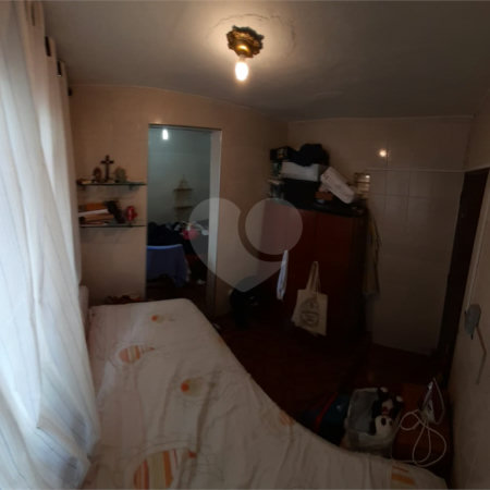 Casa Térrea à venda com 4 quartos em Vila Ernesto, São Paulo, SP