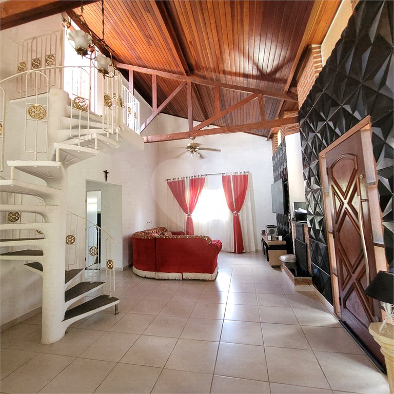 Casa à venda com 6 quartos, sendo 1 suíte,  em Rancho Grande, Mairiporã, SP