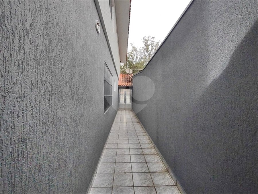 Sobrado à venda com 3 quartos, sendo 1 suíte, em Vila Pedra Branca, São Paulo, SP