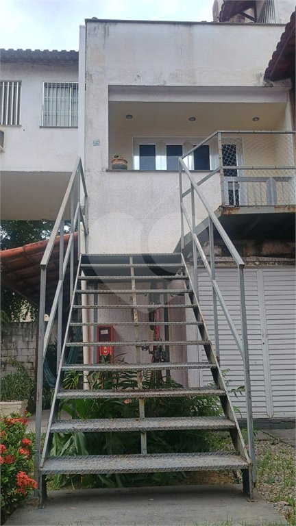 Villagio à venda com 3 quartos em Senador Vasconcelos, Rio de Janeiro, RJ