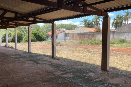 Terreno à venda com 1 quarto em Vila Carolina, Itapetininga, SP