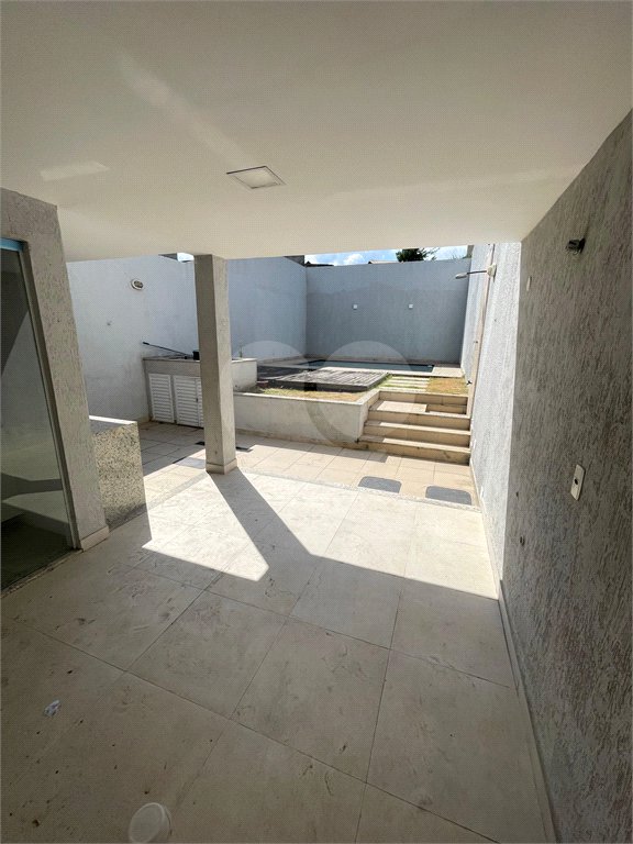 Casa à venda com 3 quartos, sendo 1 suíte, no condomínio Residencial Green Ville, Rio de Janeiro - RJ