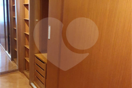 Apartamento à venda com 4 quartos, sendo 3 suítes, em Campo Belo, São Paulo, SP