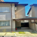 Casa em condomínio à venda com 3 quartos, sendo 1 suíte, em Jardim Estância Brasil, Atibaia, SP