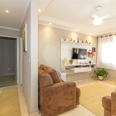 Casa à venda com 3 quartos, sendo 1 suíte, em Chora Menino, São Paulo, SP