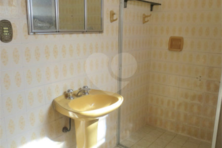 Sobrado Conservado na Saúde- 230m2 - 3 Quartos/1 Suíte/2 Vagas