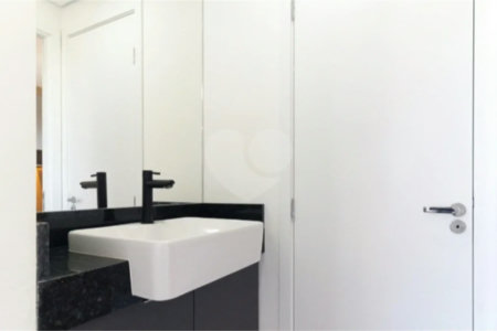 Apartamento à venda no Sacomã com 2 quartos e sem vaga