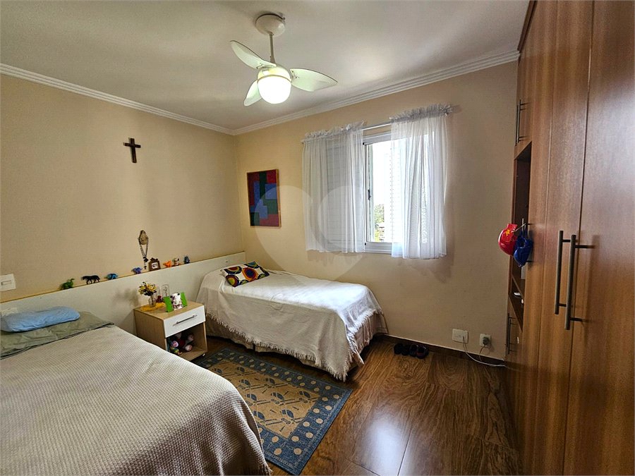 Apartamento à venda com 3 quartos, sendo 1 suíte, em Jardim Marajoara, São Paulo, SP
