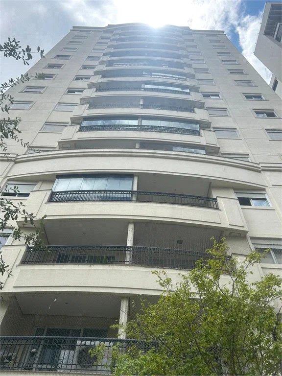 Apartamento para alugar com 3 quartos, sendo 1 suíte, em Pinheiros, São Paulo, SP