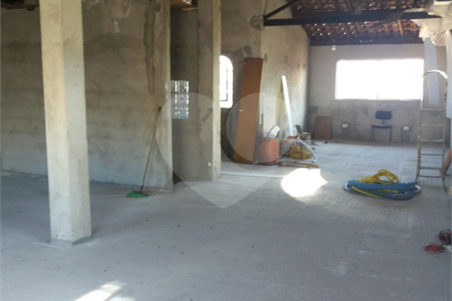 Sobrado à venda com 3 quartos, sendo 1 suíte,  em Vila Maria, São Paulo, SP