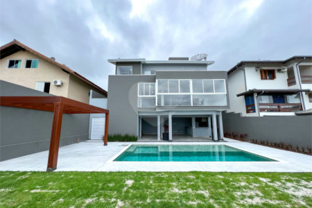 Casa à venda com 4 suítes no condomínio Alpes de Vinhedo, Vinhedo - SP