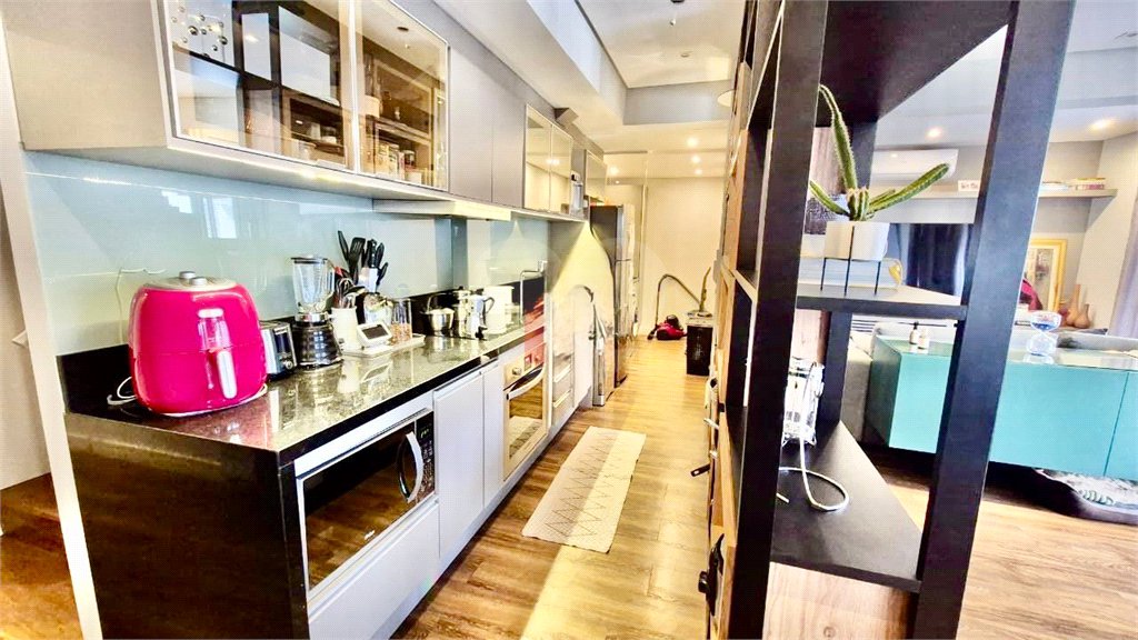 Apartamento à venda ou para alugar com 2 suítes em Vila Nova Conceição, São Paulo, SP