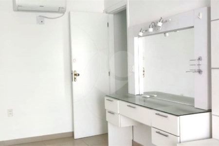 Casa à venda com 3 quartos, sendo 1 suíte, em Campo Grande, Rio de Janeiro, RJ