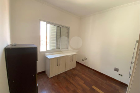 Casa para alugar com 3 quartos, sendo 2 suítes, em Vila Carrão, São Paulo, SP