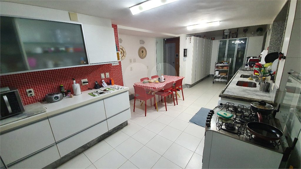 Casa à venda com 4 quartos, sendo 2 suítes, em Alto da Boa Vista, Rio de Janeiro, RJ