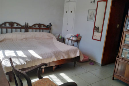Casa de Vila à venda com 4 suítes em Jardim Londrina, São Paulo, SP