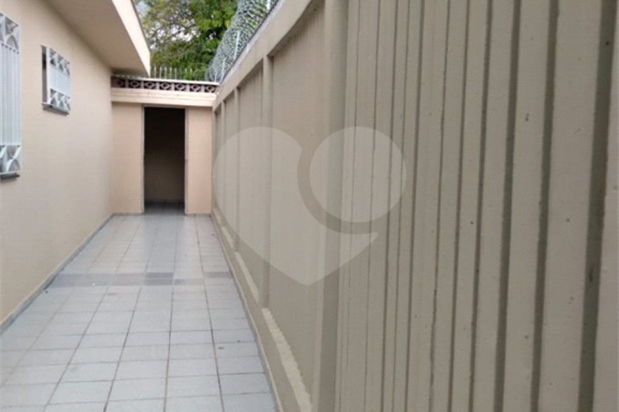 Casa Térrea à venda com 3 quartos, sendo 1 suíte, em Vila Galvão, Guarulhos, SP
