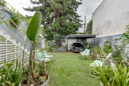Casa de Vila à venda com 3 quartos, sendo 2 suítes, em Brooklin Velho, São Paulo, SP