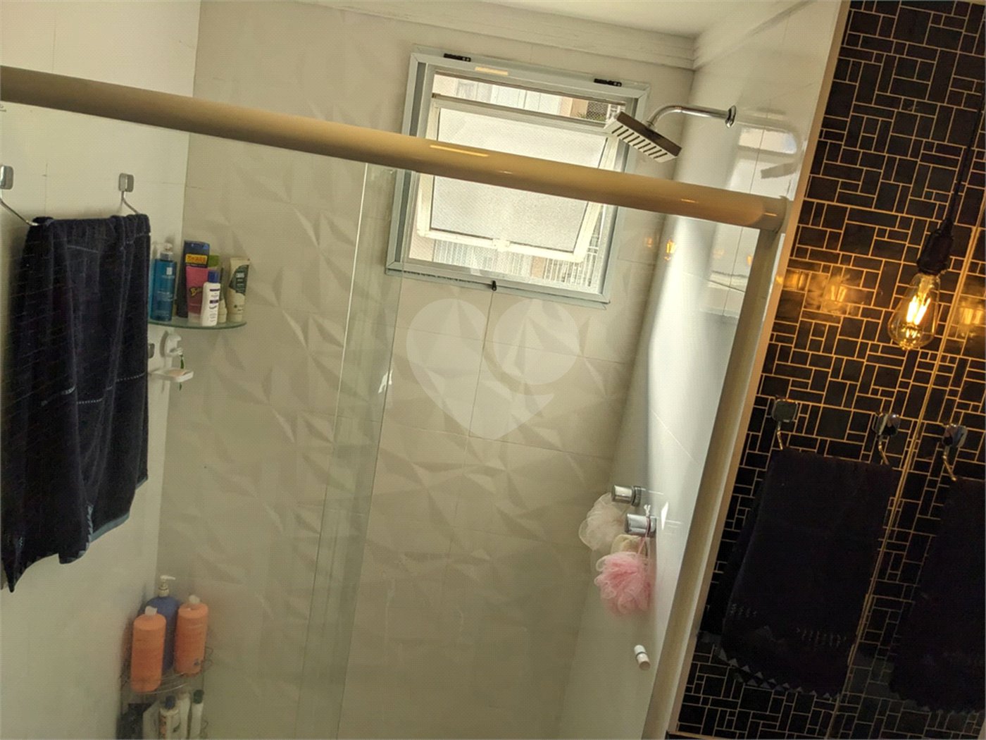 Apartamento à venda com 2 quartos, sendo 1 suíte,  em Jardim Rosa de Franca, Guarulhos, SP