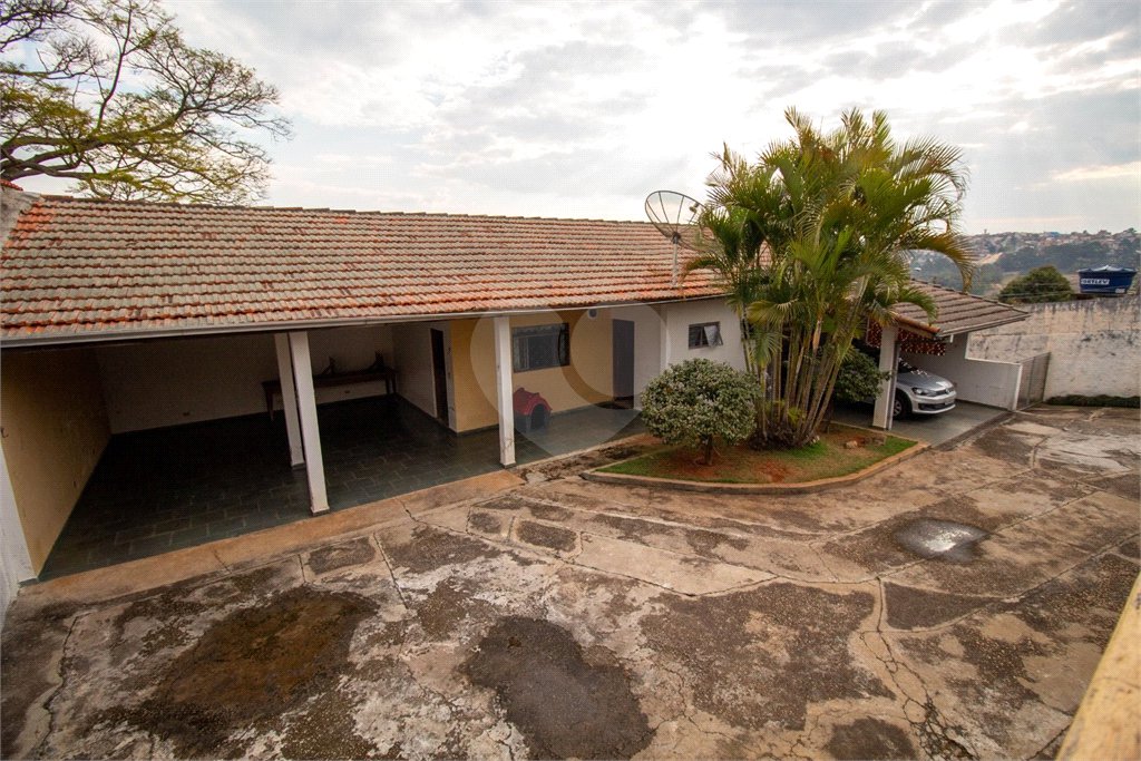 Chácara à venda com 3 suítes em Jardim Cruzeiro, Mairinque, SP