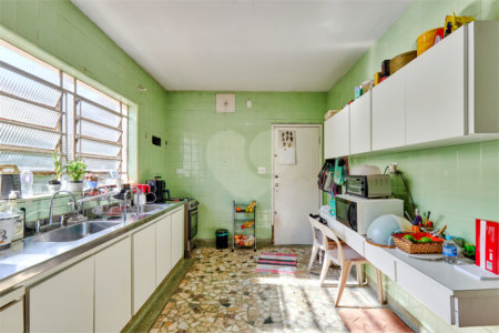 Sobrado à venda com 3 quartos, sendo 2 suítes, em Brooklin, São Paulo, SP