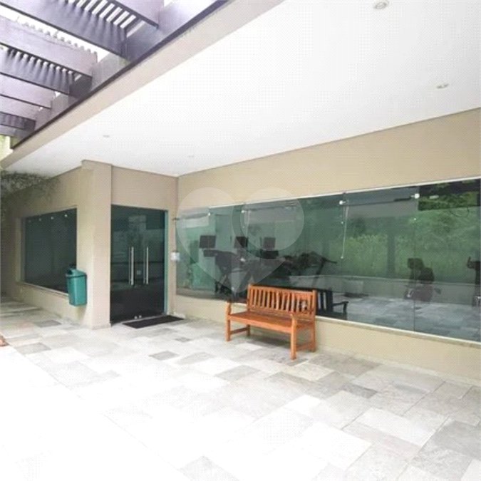 Apartamento à venda com 3 suítes em Vila Suzana, São Paulo, SP