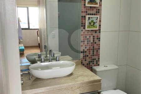 Apartamento à venda com 3 quartos, sendo 1 suíte,  em Vila Suzana, São Paulo, SP