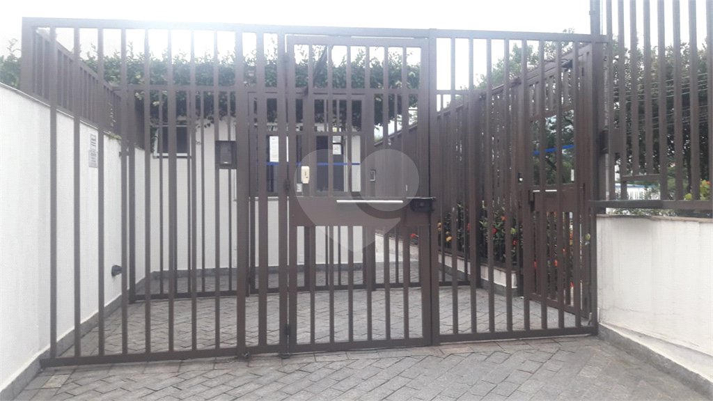 Apartamento à venda com 3 quartos, sendo 1 suíte,  em Parada Inglesa, São Paulo, SP